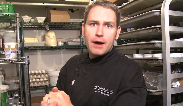 What Is The Difference Between Chives And Scallions? Explained Simply